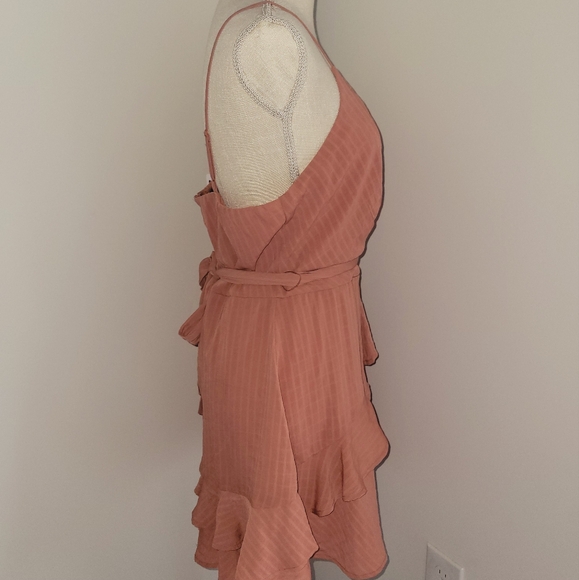 Peach Ruffled Mini Dress - Picture 4 of 8